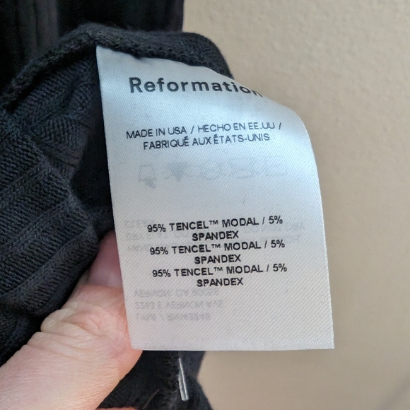 MOVING SALE - Reformation Willie knit dress, Size XS Excellent Condition! - Picture 6 of 16